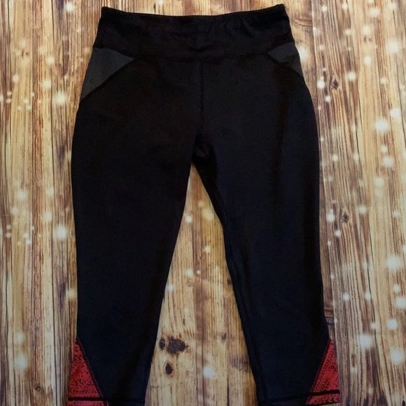 Sweaty Betty S Ombré Reversible Capri Legging - 20” inseam Excellent condition - Picture 7 of 7